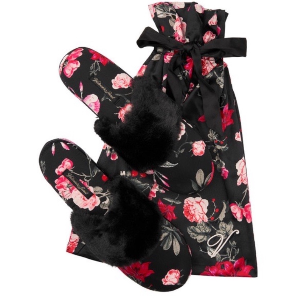 Signature Satin Slipper